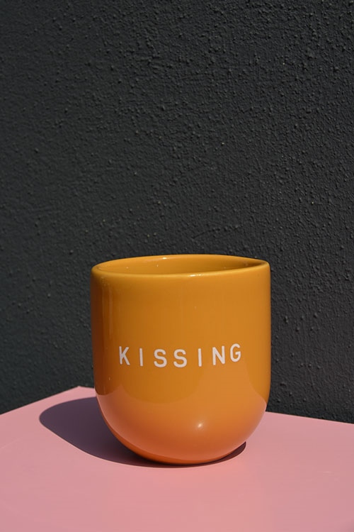 Becher KISSING