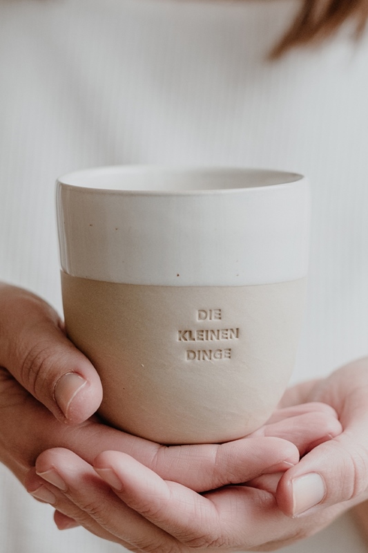 Steingut Becher klein Kleine Dinge